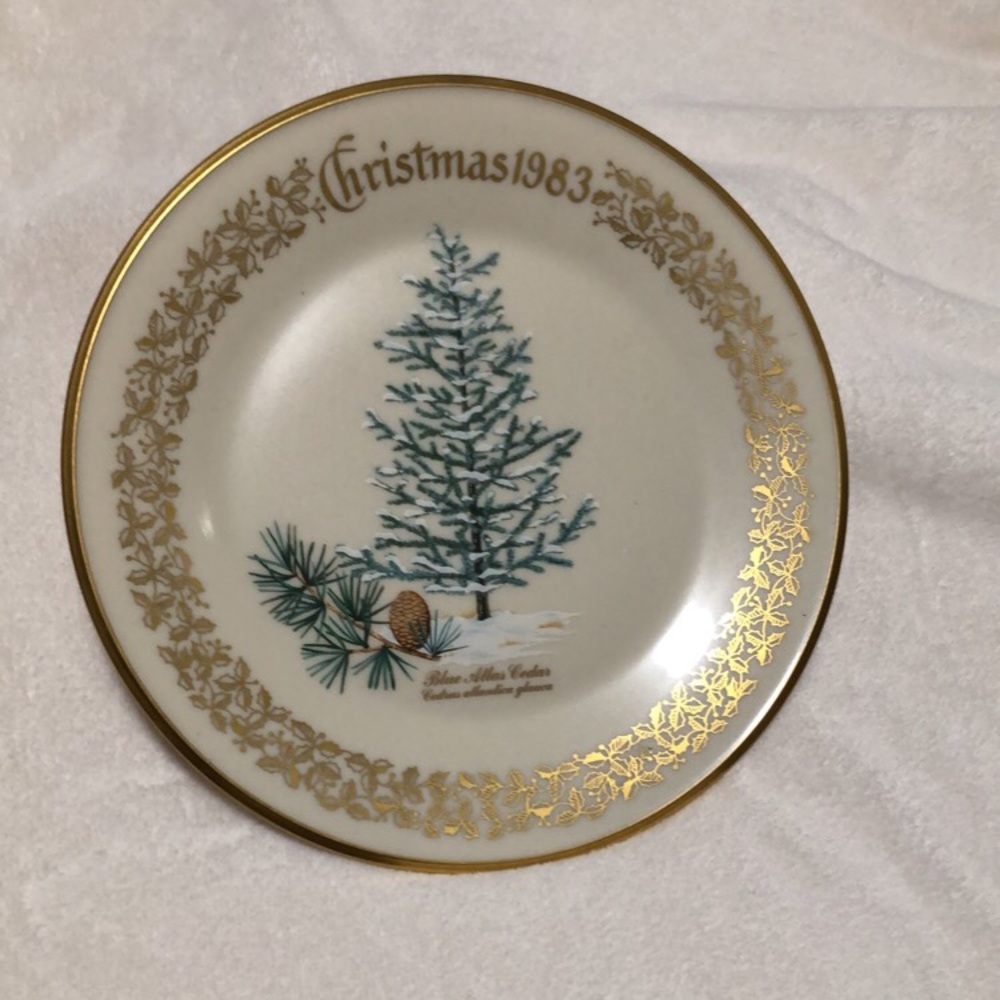 Collectors Lenox Christmas 1983 plate